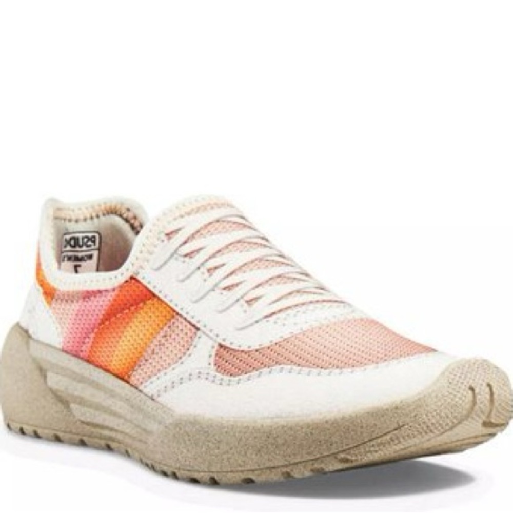 NWT Psudo Women's Beige and Orange Sneakers